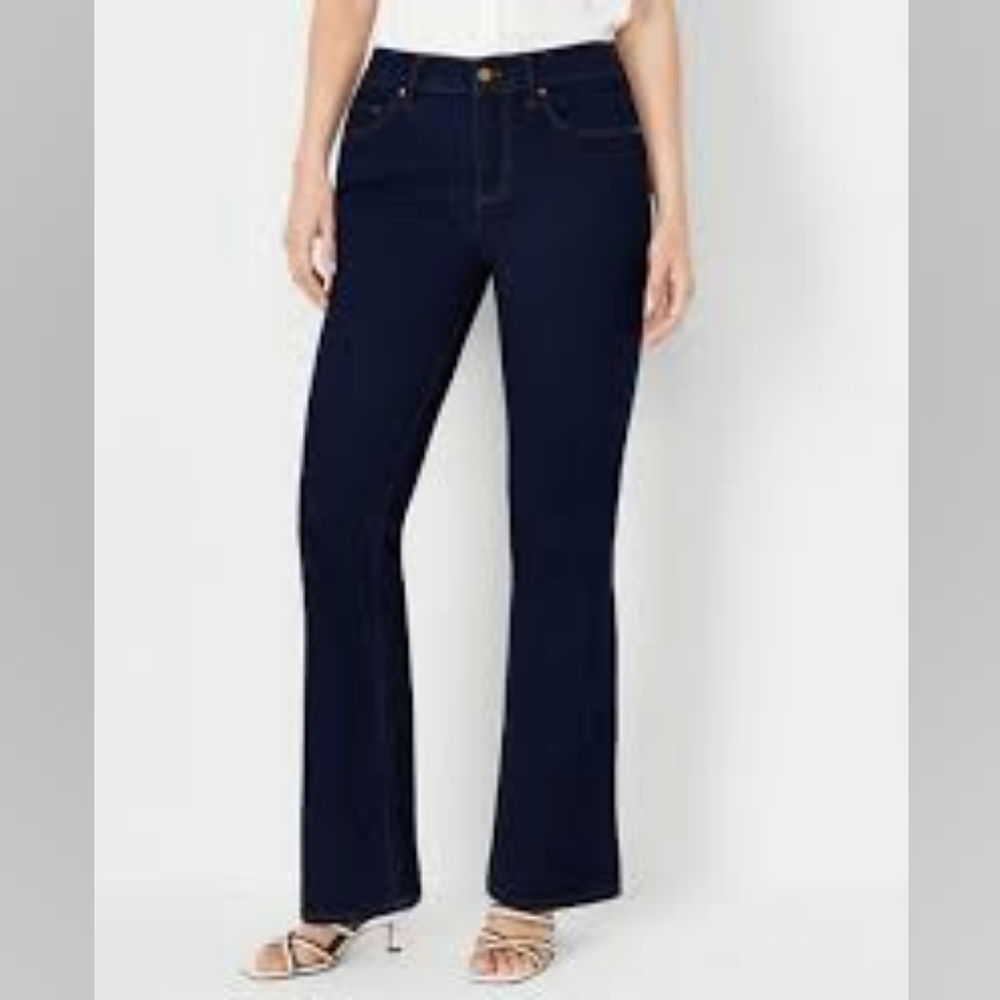 Ann Taylor Petite Mid Rise Boot Cut Jeans Rinse Wash - Curvy Fit Women's